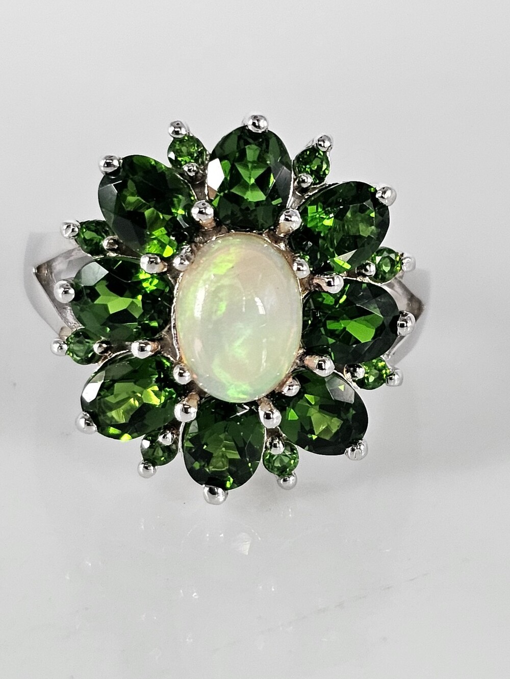Natural Chrome Diopside & Ethiopian Opal Ring In Floral Design Size 7! NWT